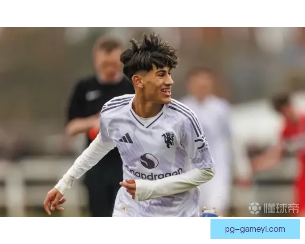 卡里克驱车160英里战青足杯